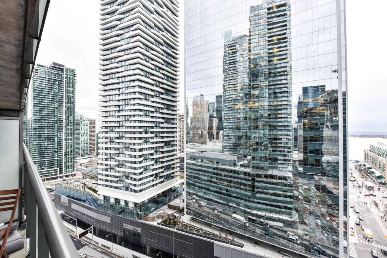 Sarkar Suites - Maple Leaf Square 토론토 외부 사진