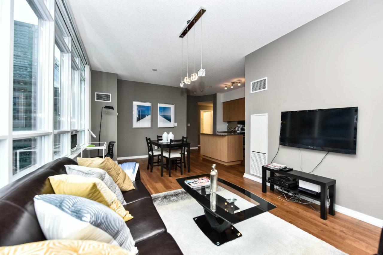 Sarkar Suites - Maple Leaf Square 토론토 외부 사진