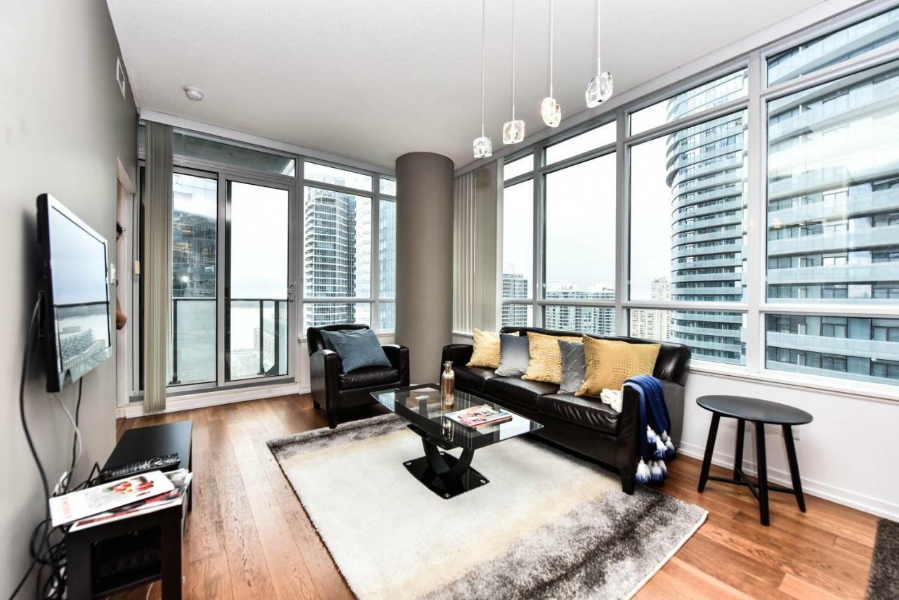 Sarkar Suites - Maple Leaf Square 토론토 외부 사진