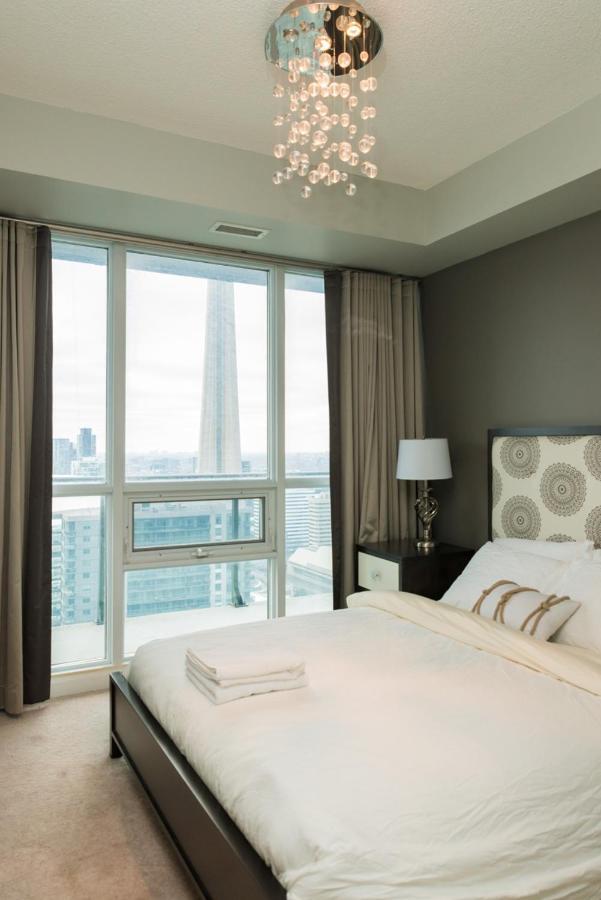 Sarkar Suites - Maple Leaf Square 토론토 외부 사진