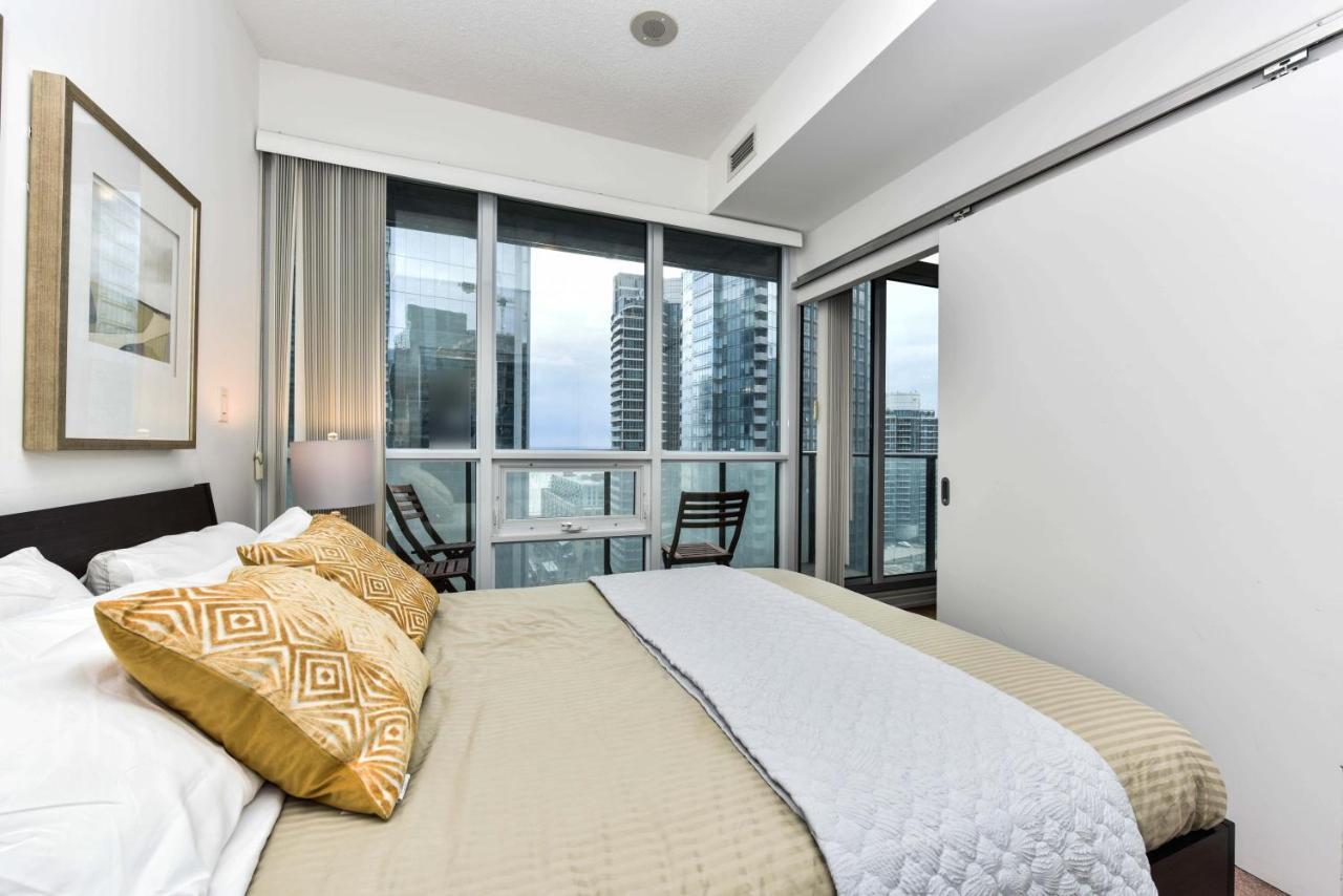 Sarkar Suites - Maple Leaf Square 토론토 외부 사진