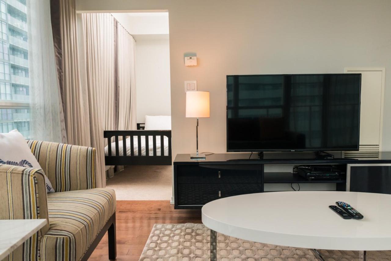 Sarkar Suites - Maple Leaf Square 토론토 외부 사진