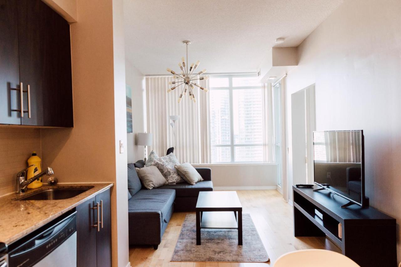 Sarkar Suites - Maple Leaf Square 토론토 외부 사진