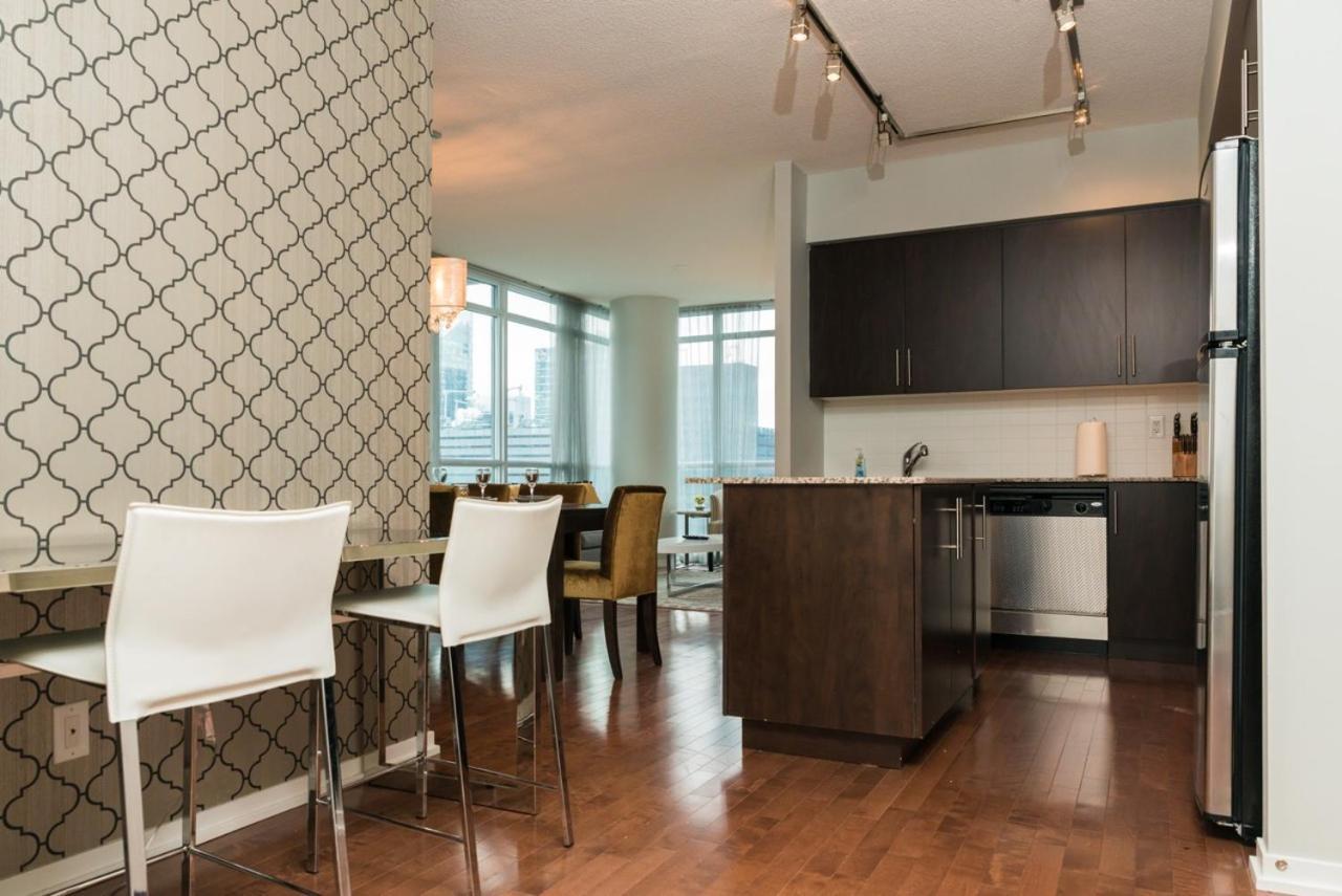 Sarkar Suites - Maple Leaf Square 토론토 외부 사진