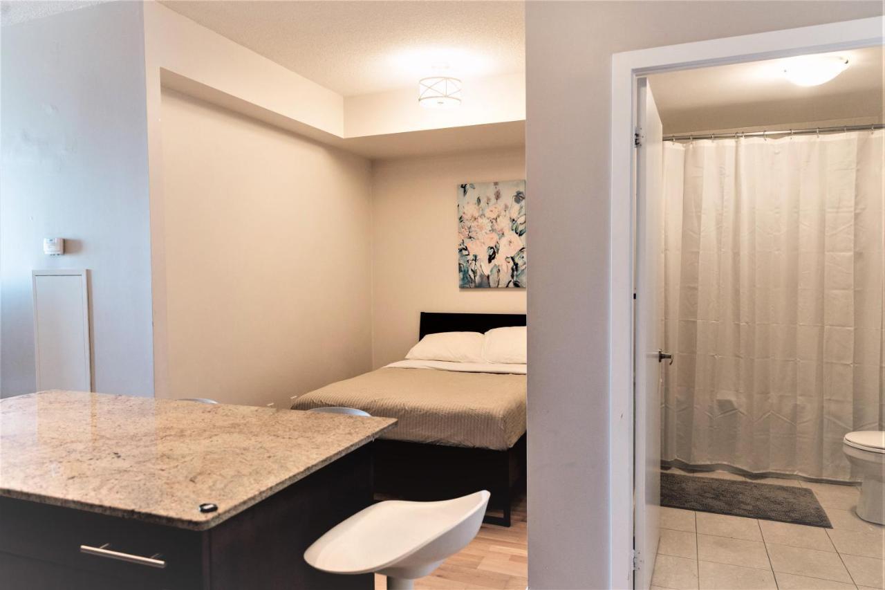 Sarkar Suites - Maple Leaf Square 토론토 외부 사진