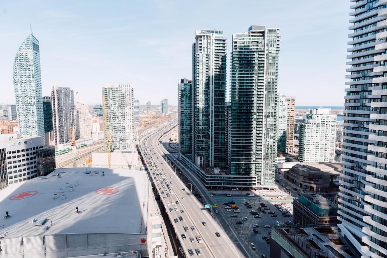 Sarkar Suites - Maple Leaf Square 토론토 외부 사진